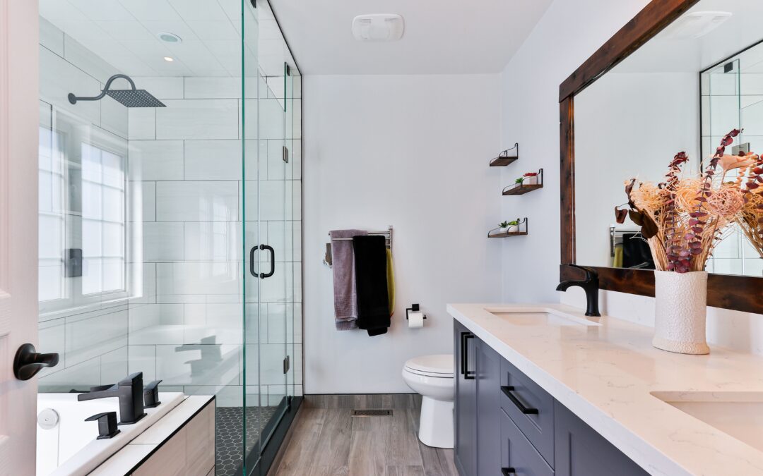 Infinite Elegance in Minimal Spaces: A Guide to Small Bathroom Design